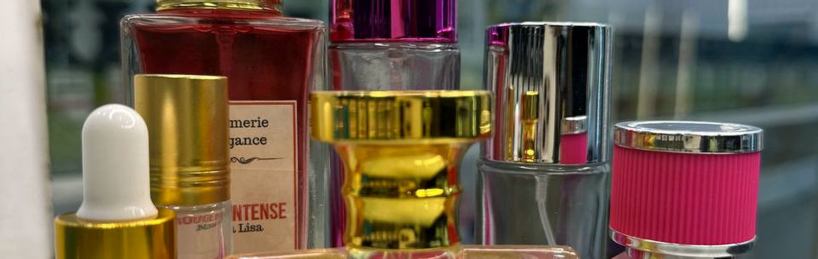 Collection de flacons de parfum
